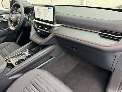 New 2026 Ford Explorer ST-Line w/ ST-Line Street Pack image 15