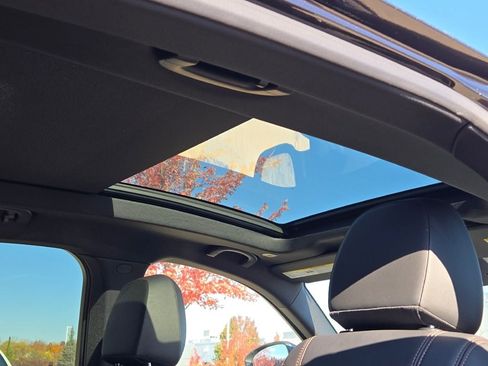 New 2025 Alfa Romeo Stelvio Sprint image 11