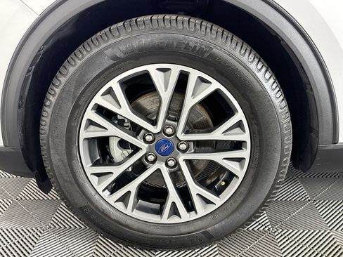 Used 2020 Ford Escape SEL image 37