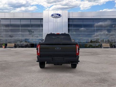 New 2026 Ford F250 Lariat w/ Black Appearance Package AWD/4WD image 7