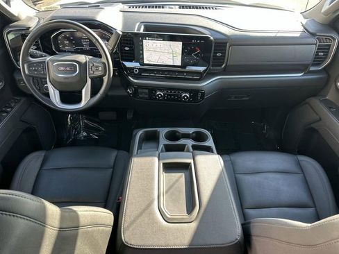 Used 2025 GMC Sierra 1500 SLT image 19