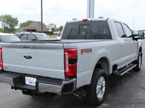 New 2026 Ford F250 XLT w/ XLT Premium Package AWD/4WD image 5