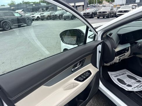 New 2026 Nissan Murano SL AWD/4WD image 10