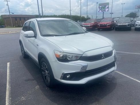 Used 2016 Mitsubishi Outlander Sport SE FWD image 3