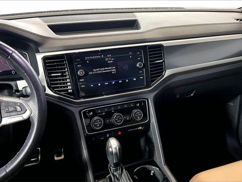 Used 2021 Volkswagen Atlas Cross Sport SEL R-Line image 5