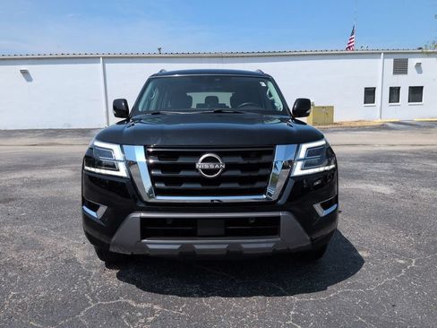 Certified 2022 Nissan Armada SV w/ Cargo Package RWD image 9