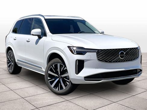 New 2026 Volvo XC90 B6 Core AWD/4WD image 2