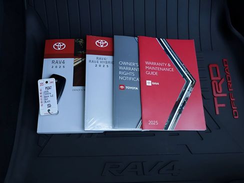 Certified 2025 Toyota RAV4 XLE AWD/4WD image 37