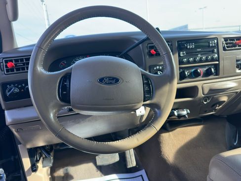 Used 2004 Ford F250 Lariat image 36