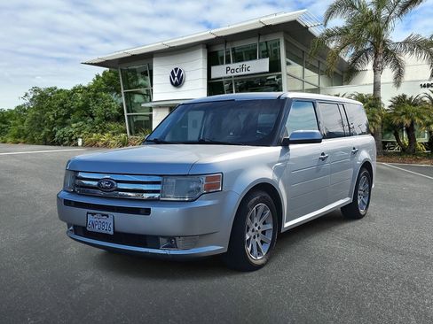 Used 2011 Ford Flex SEL w/ Rapid Spec Order Code image 1