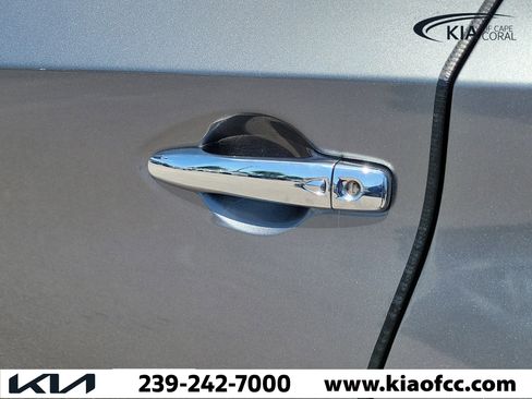 Used 2022 Nissan Murano S FWD image 8