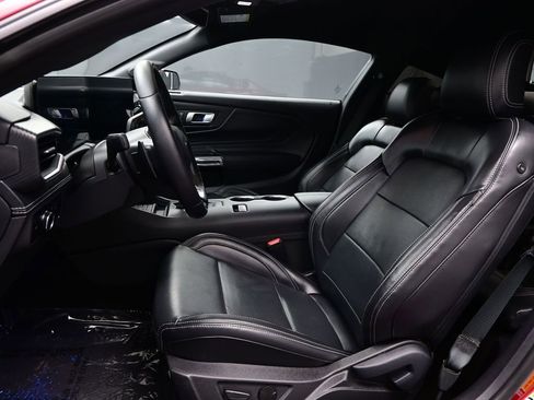 Used 2024 Ford Mustang GT Premium RWD image 9