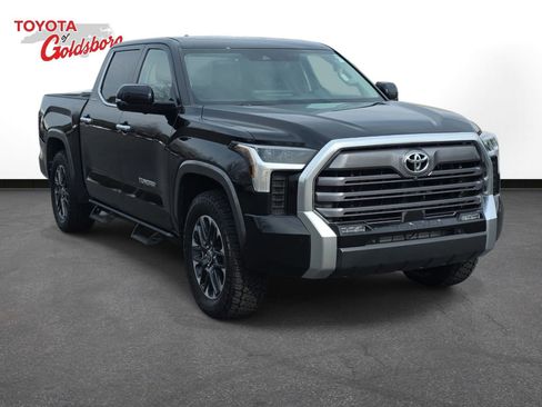 Used 2023 Toyota Tundra Limited image 3