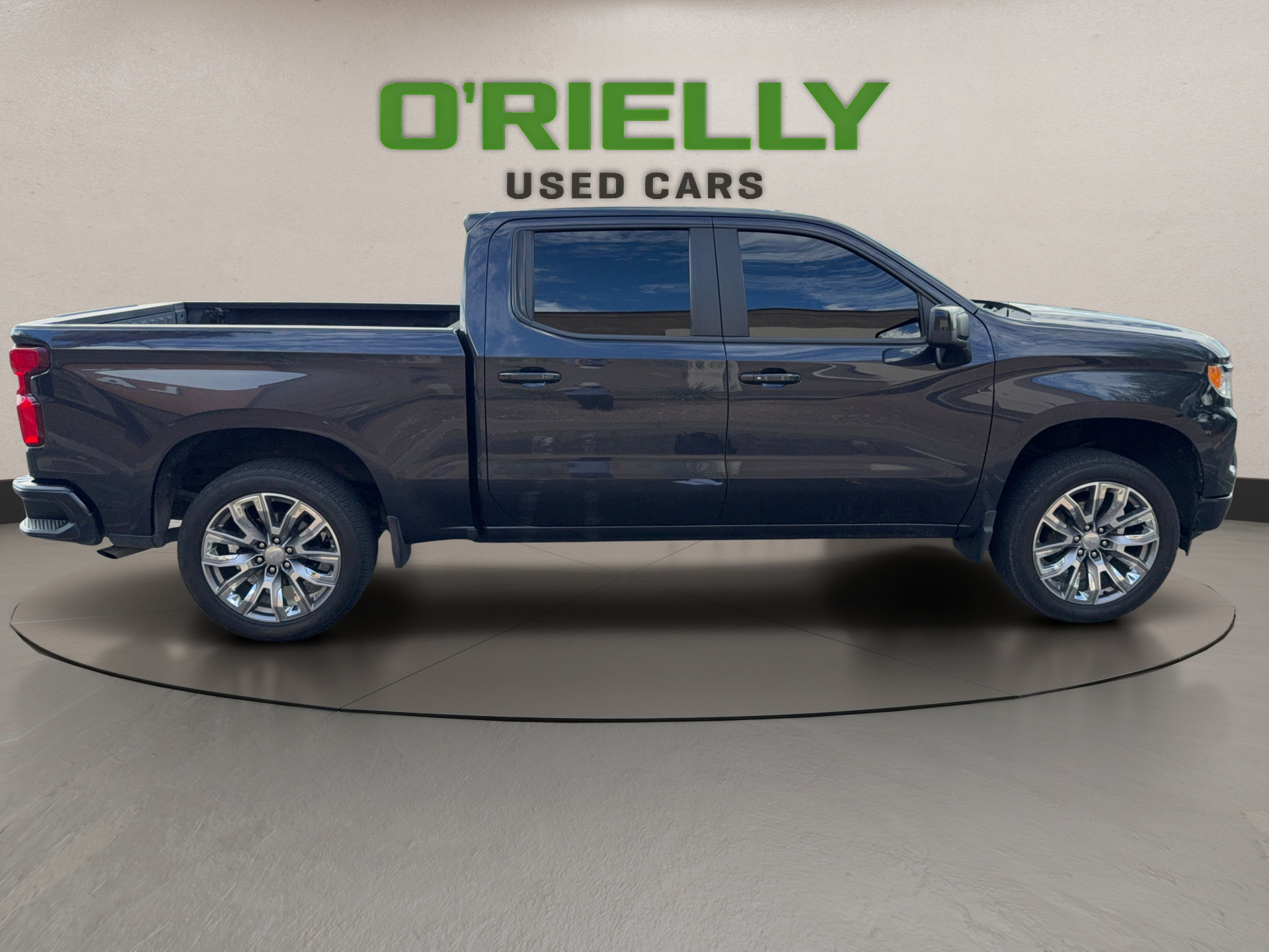 Used 2022 Chevrolet Silverado 1500 RST w/ Convenience Package II RWD image 6