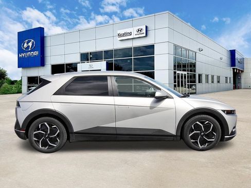 Certified 2024 Hyundai Ioniq 5 SEL RWD image 4