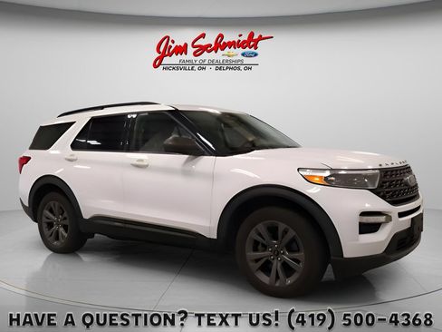 Used 2021 Ford Explorer XLT w/ Equipment Group 202A AWD/4WD image 1