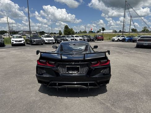 Used 2025 Chevrolet Corvette Stingray Preferred Cpe w/ 2LT RWD image 18
