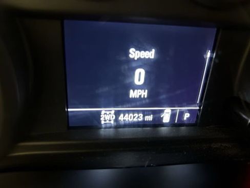 Used 2023 GMC Sierra 3500 Pro w/ Convenience Package image 11