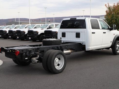 New 2026 RAM 5500 Tradesman w/ Chrome Appearance Group image 5