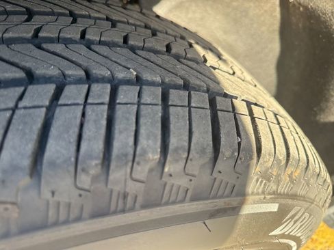 Used 2025 GMC Sierra 1500 Elevation w/ Preferred Package image 3