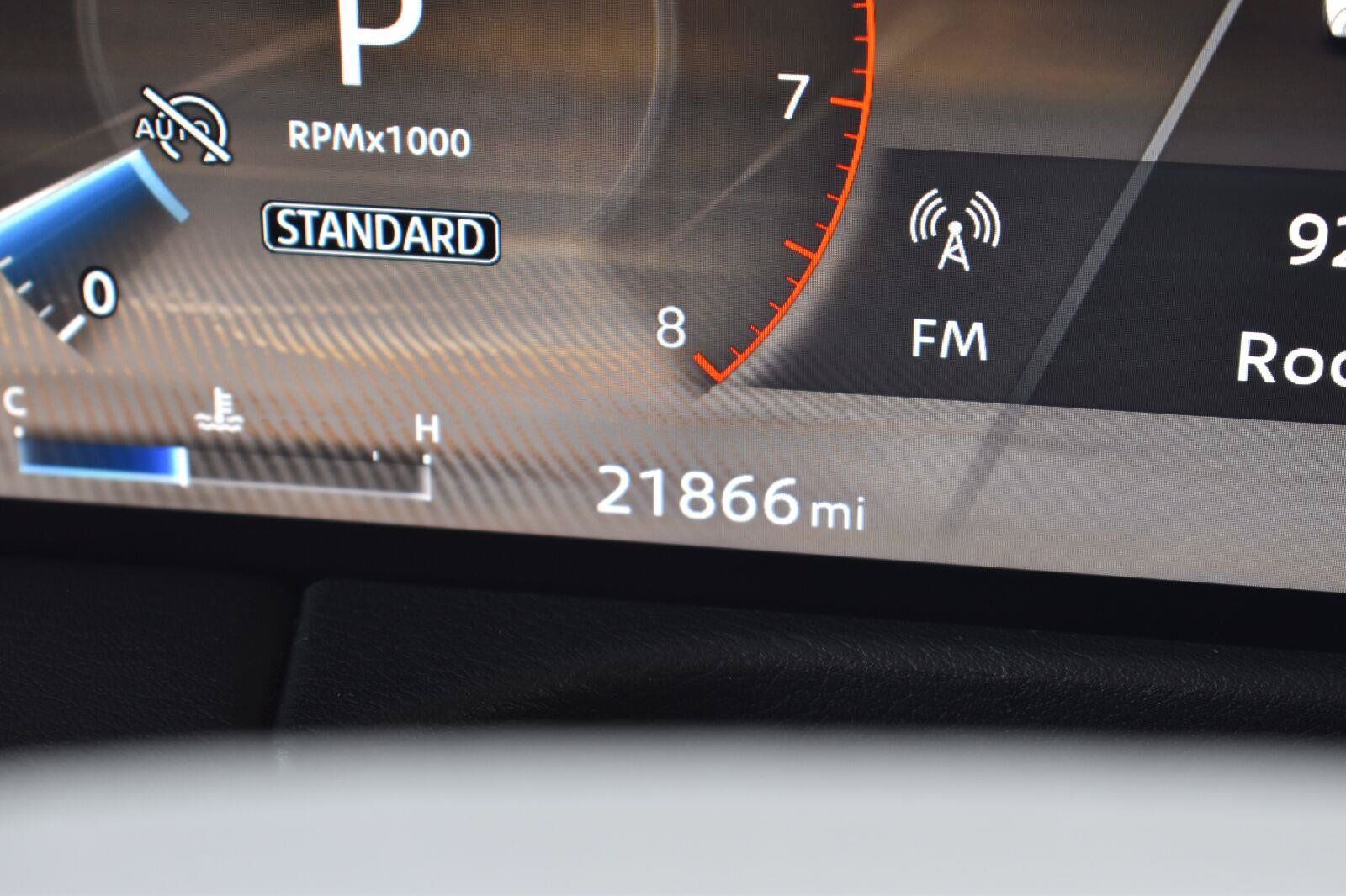 Certified 2025 Nissan Armada PRO-4X AWD/4WD image 36