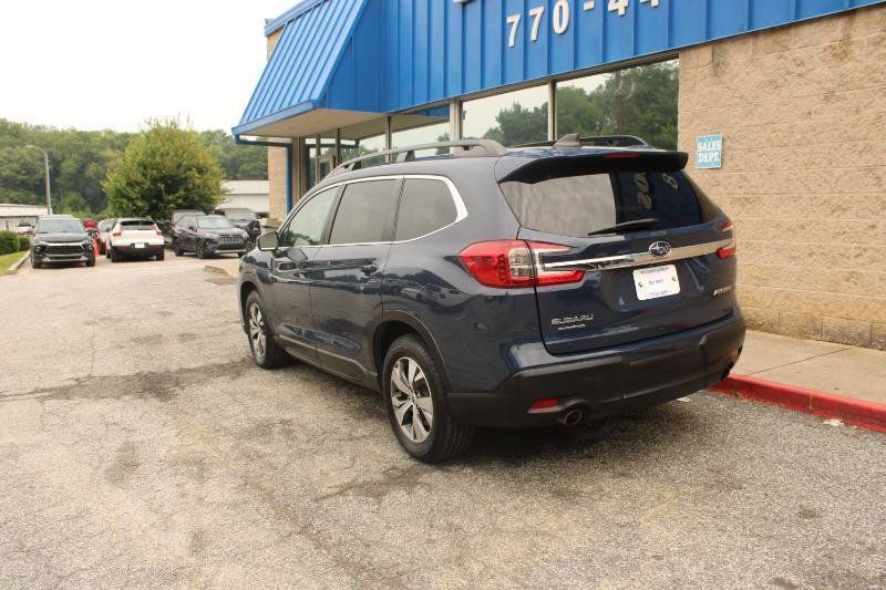 Used 2023 Subaru Ascent Premium AWD/4WD image 4