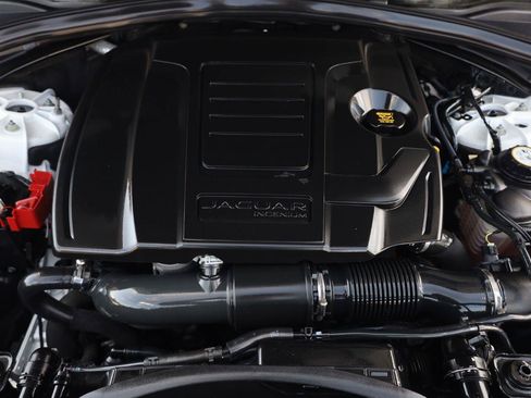 Used 2019 Jaguar F-PACE R-Sport AWD/4WD image 13