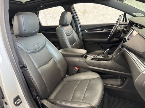 Used 2021 Cadillac XT5 Premium Luxury FWD image 54