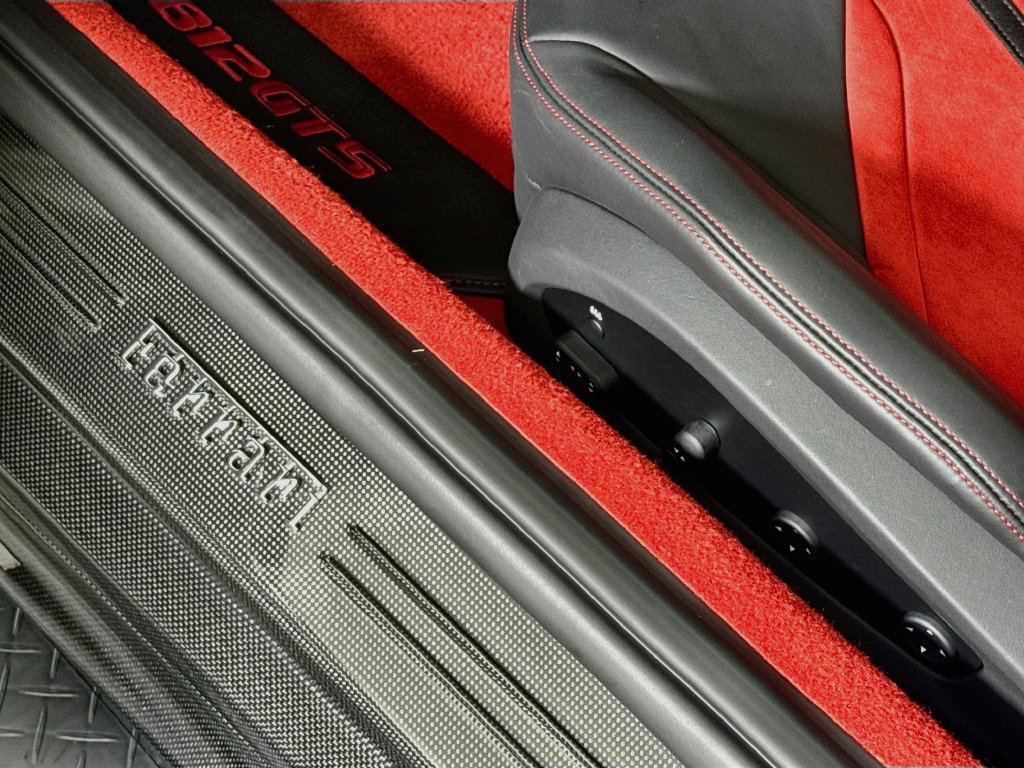 Certified 2023 Ferrari 812 GTS RWD image 23