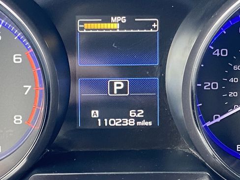 Used 2017 Subaru Outback 2.5i Premium image 10