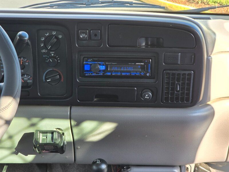 Used 1995 Dodge Ram 3500 Truck 4x4 Regular Cab image 38