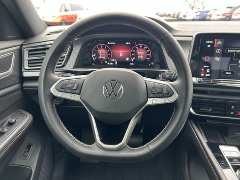 Certified 2025 Volkswagen Atlas Cross Sport SEL image 10