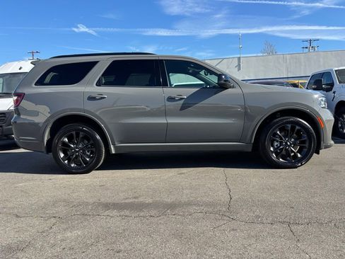 Used 2025 Dodge Durango GT w/ Blacktop Package image 3