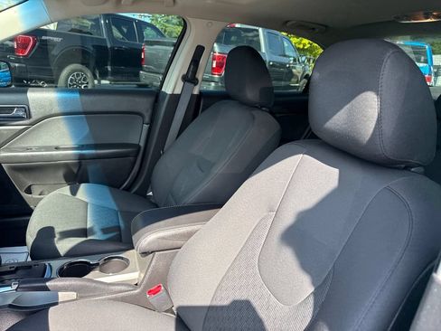 Used 2010 Ford Fusion SE FWD image 19