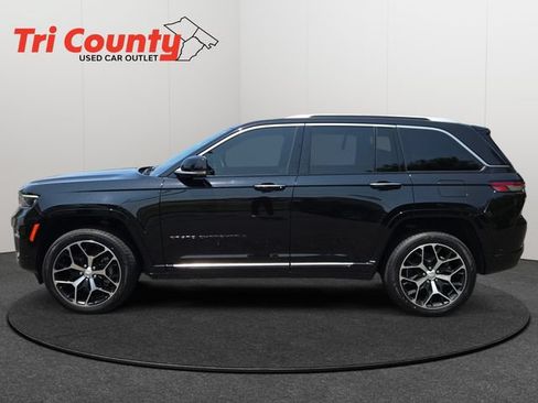 Used 2022 Jeep Grand Cherokee Summit AWD/4WD image 5