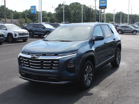 New 2027 Chevrolet Equinox LT w/ Convenience Package II AWD/4WD image 7