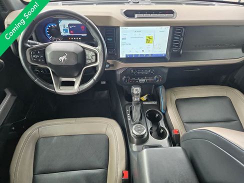 Used 2022 Ford Bronco Wildtrak AWD/4WD image 9
