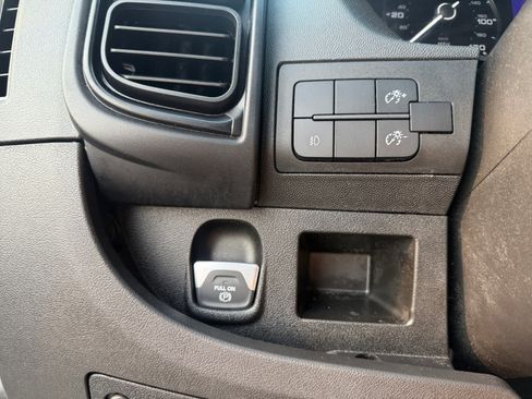 Used 2026 RAM ProMaster 2500 w/ Convenience Group FWD image 34