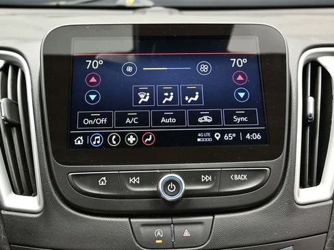 Used 2024 Chevrolet Malibu LT FWD image 40