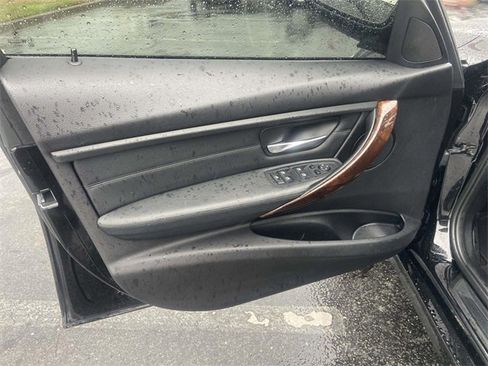 Used 2013 BMW 328i Sedan image 12