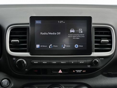 New 2025 Hyundai Venue SEL image 28