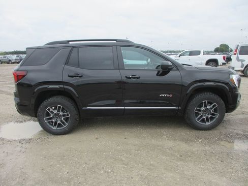 New 2026 GMC Terrain AT4 AWD/4WD image 3