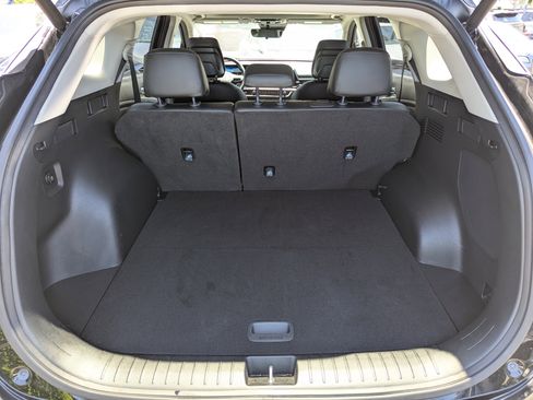 Certified 2023 Kia Sportage SX image 9