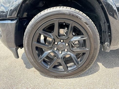 Used 2021 RAM 1500 Laramie AWD/4WD image 10