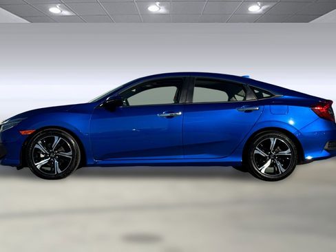 Used 2018 Honda Civic Touring image 6