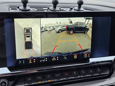 Used 2026 Chevrolet Silverado 1500 ZR2 w/ Dark Appearance Package image 32