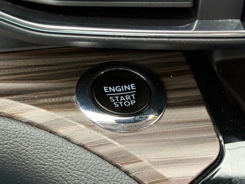 Used 2023 Ford Explorer Limited w/ Equipment Group 301A image 38