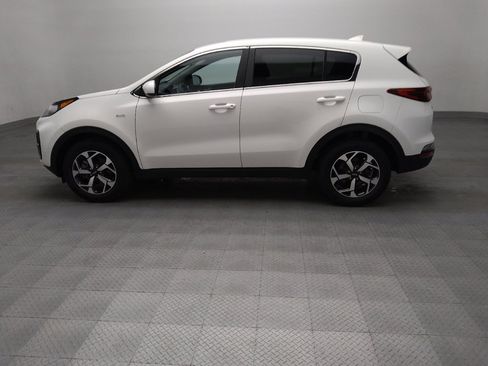 Used 2020 Kia Sportage LX AWD/4WD image 3