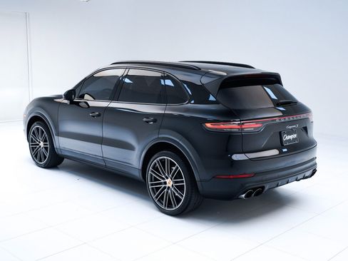 Used 2021 Porsche Cayenne S image 3