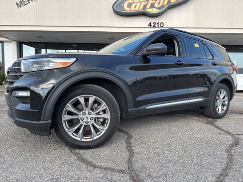 Used 2023 Ford Explorer XLT w/ Equipment Group 202A image 1